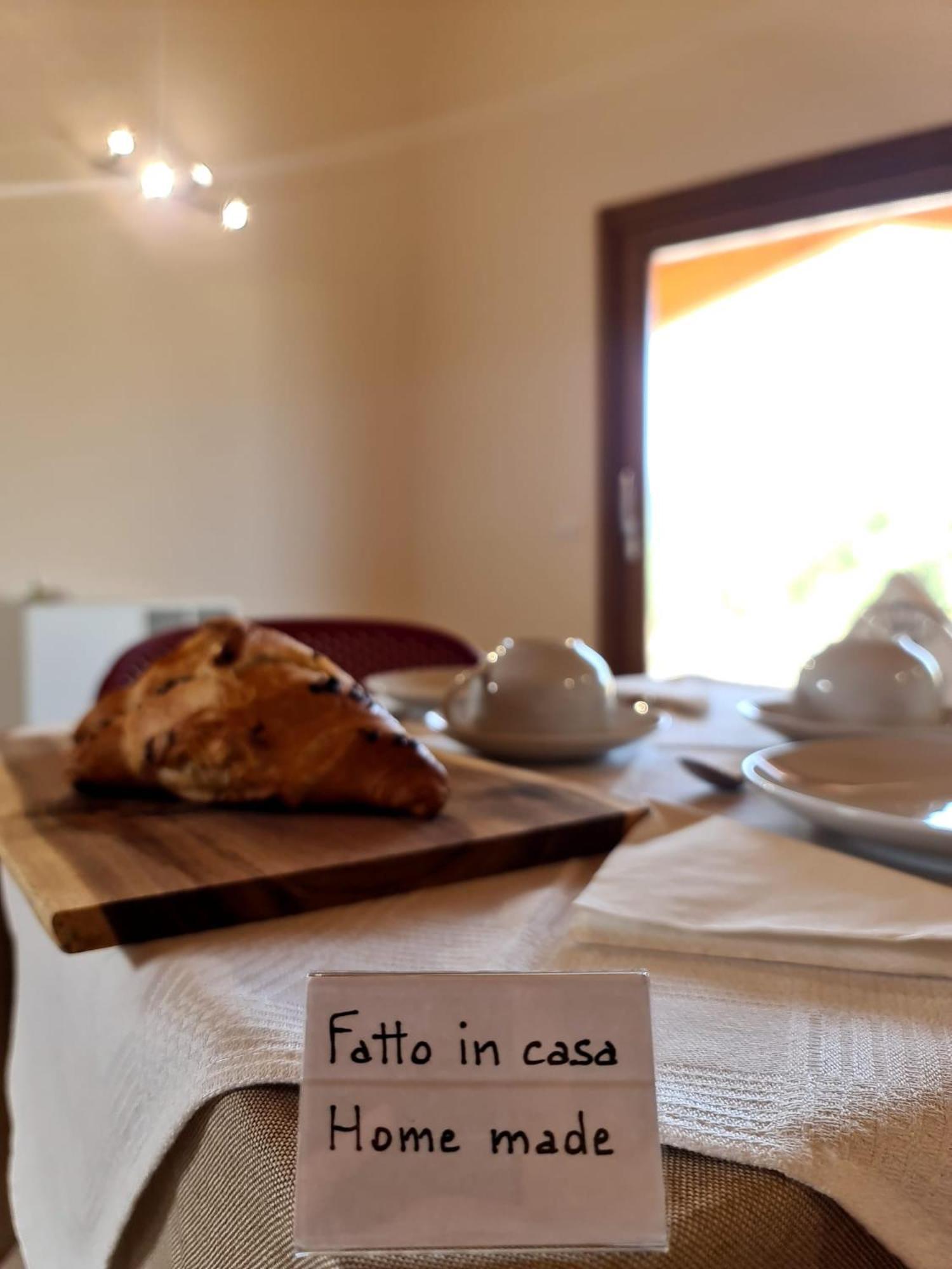 Agriturismo Corte Degli Ulivi Capoterra Kültér fotó